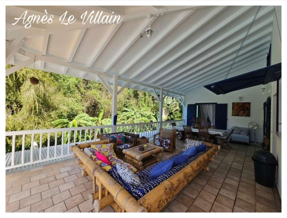 Villa Piscine + 2 Logements Piscine proche Plage Grande Anse