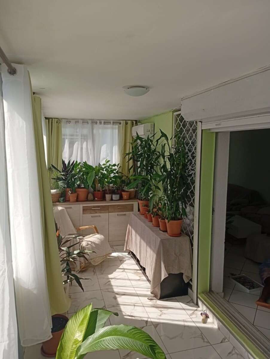 Appartement 4 pièces Baie Mahault (971)