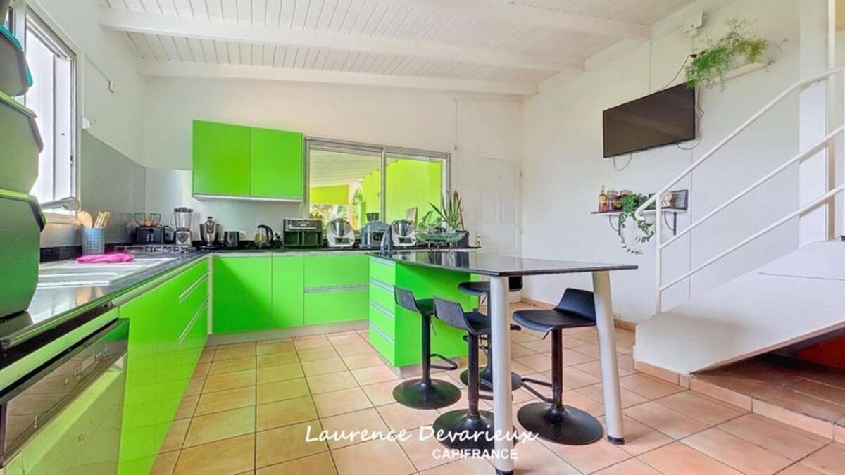 Maison 5 pièces Vue Mer Saint Claude (971)