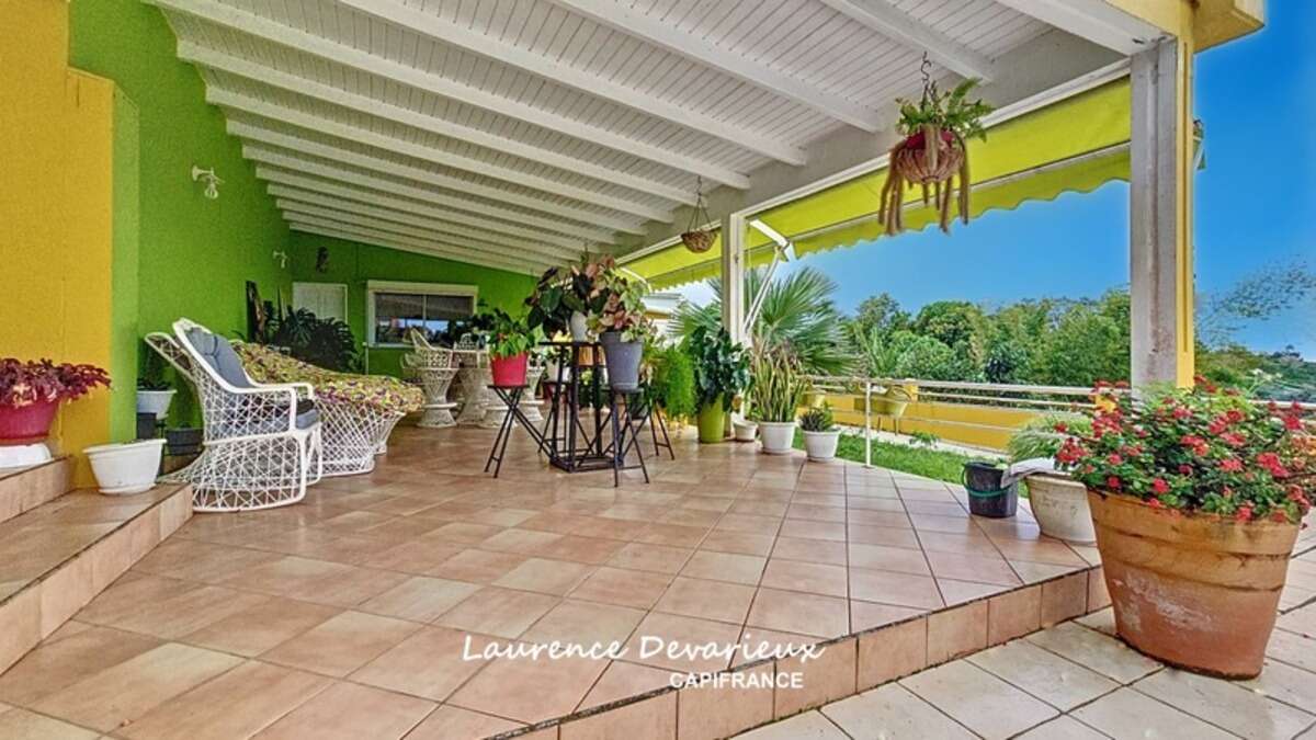 Maison 5 pièces Vue Mer Saint Claude (971)