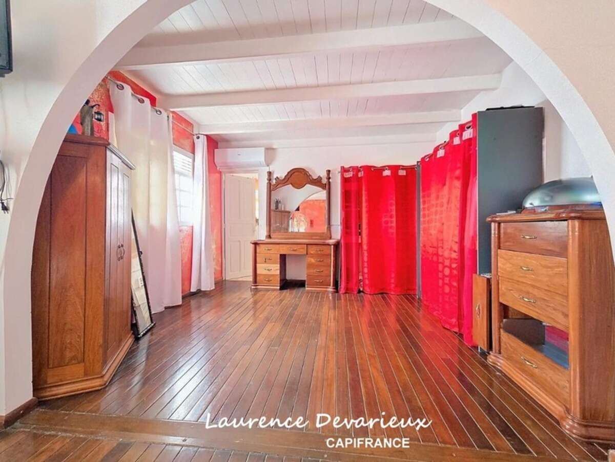 Maison 5 pièces Vue Mer Saint Claude (971)