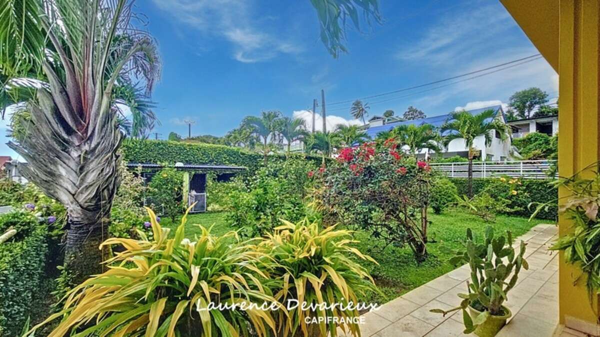 Maison 5 pièces Vue Mer Saint Claude (971)