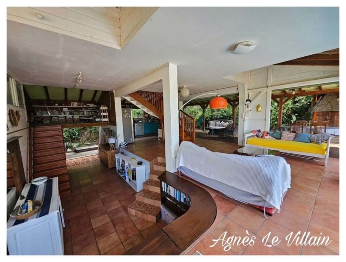 Maison Vue Mer avec Piscine sur 6 700 m2