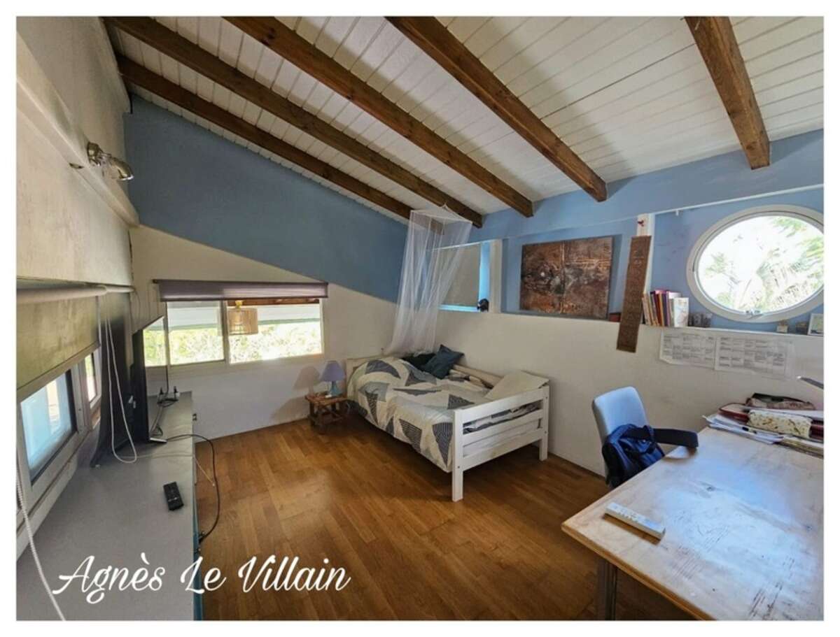 Maison Vue Mer avec Piscine sur 6 700 m2
