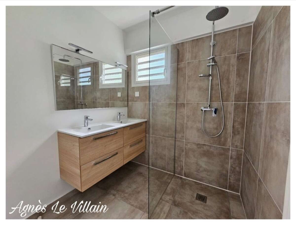 Maison Neuve Vue Mer