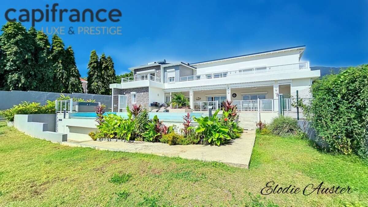 Propriété 7 pièces vue mer imprenable plus une parcelle de