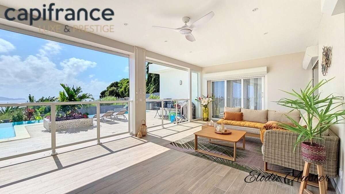 Propriété 7 pièces vue mer imprenable plus une parcelle de