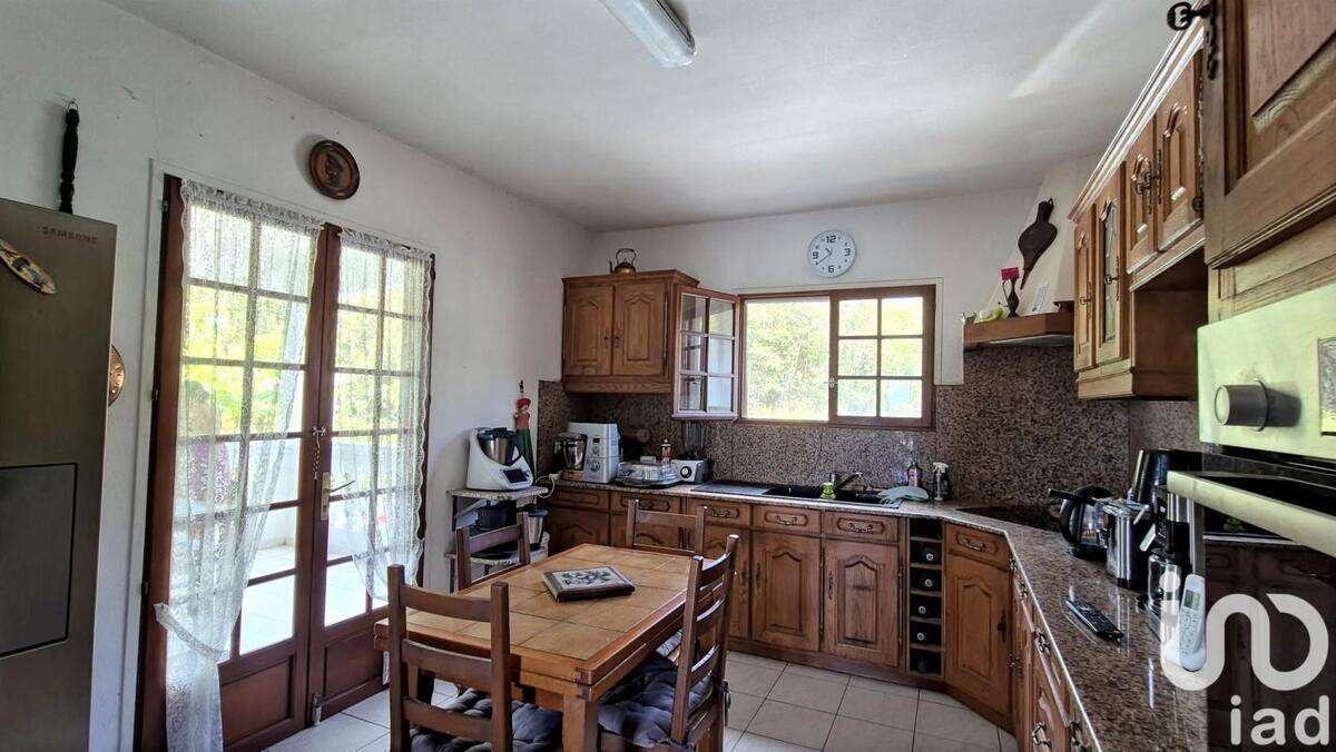 Maison traditionnelle 10 pièces