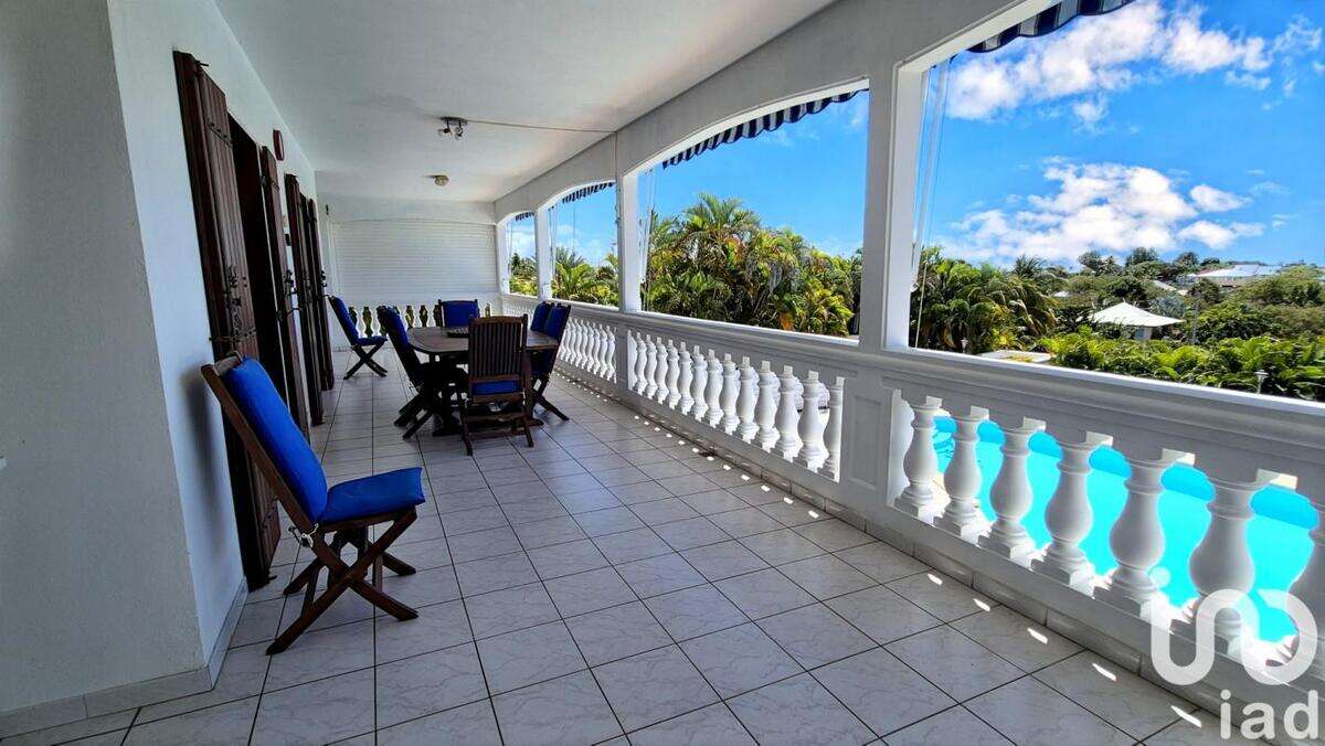 Maison traditionnelle 10 pièces