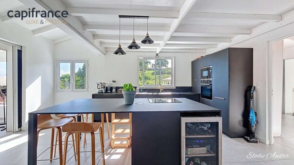Villa contemporaine vue mer et un appartement T3